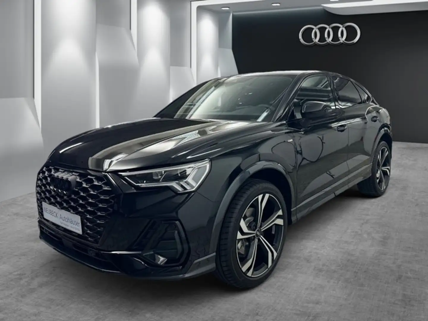 Audi Q3 Sportback S line AHK Sitzheizung Soundsystem Am... Schwarz - 2