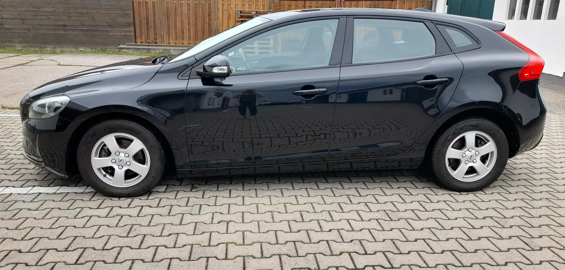 Volvo V40 D2 You Noir - 2