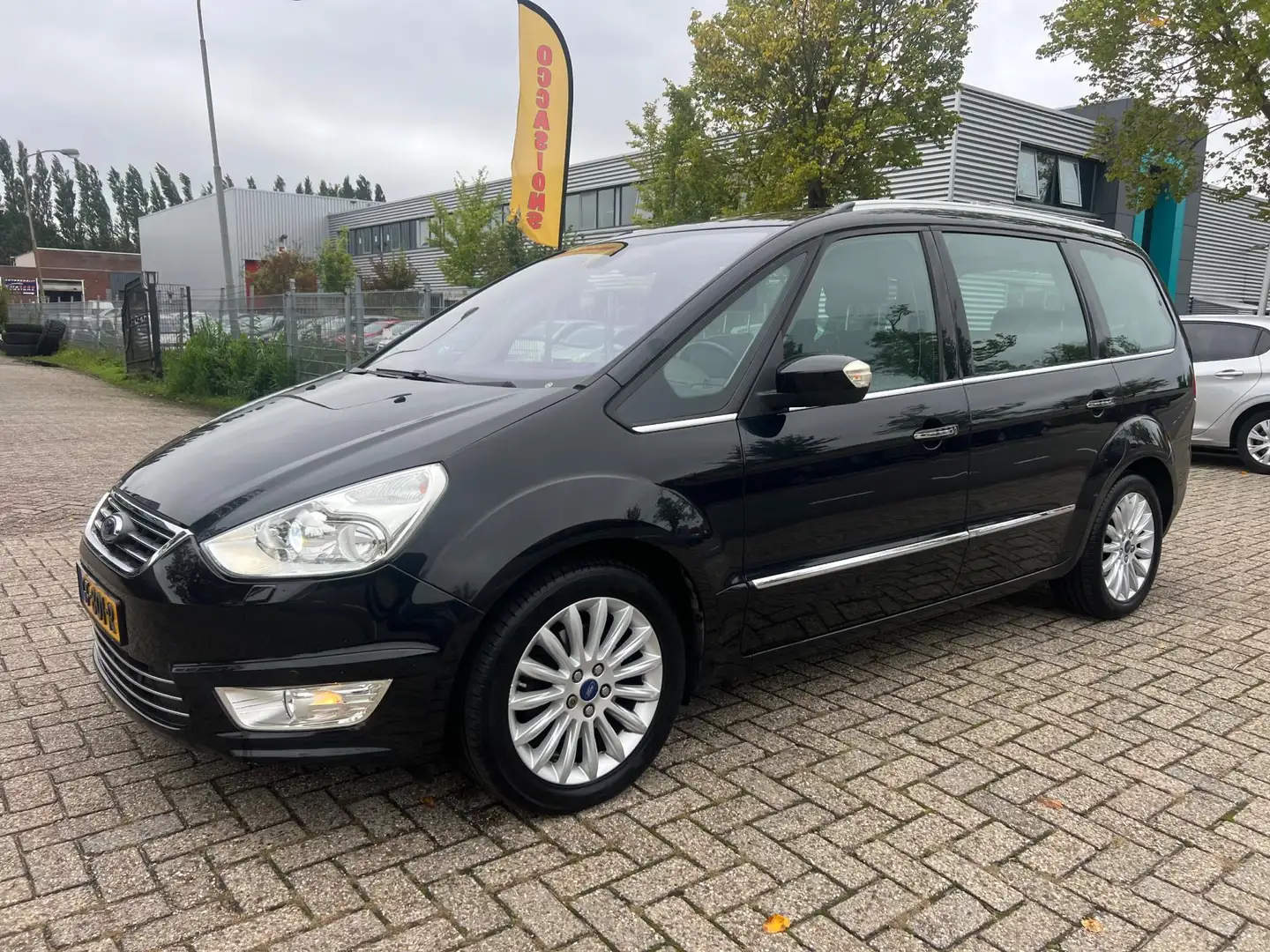 Ford Galaxy 1.6 SCTi Platinum - Vol Opties - 7Persoons Zwart - 2