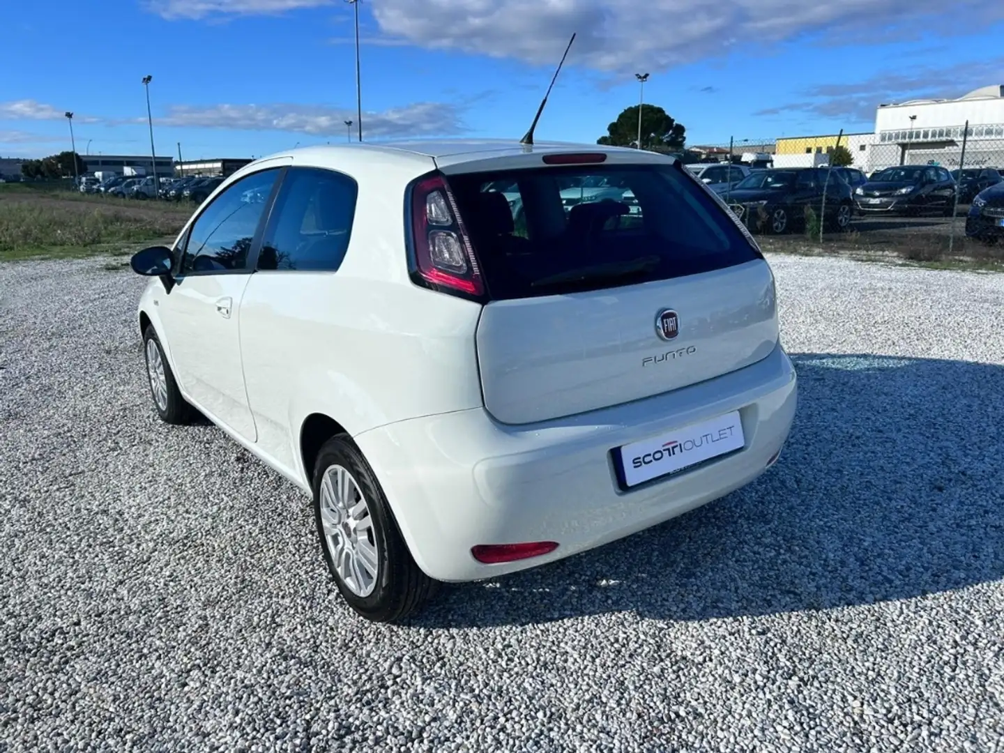 Fiat Punto 3 Porte 1.2  Pop Weiß - 2