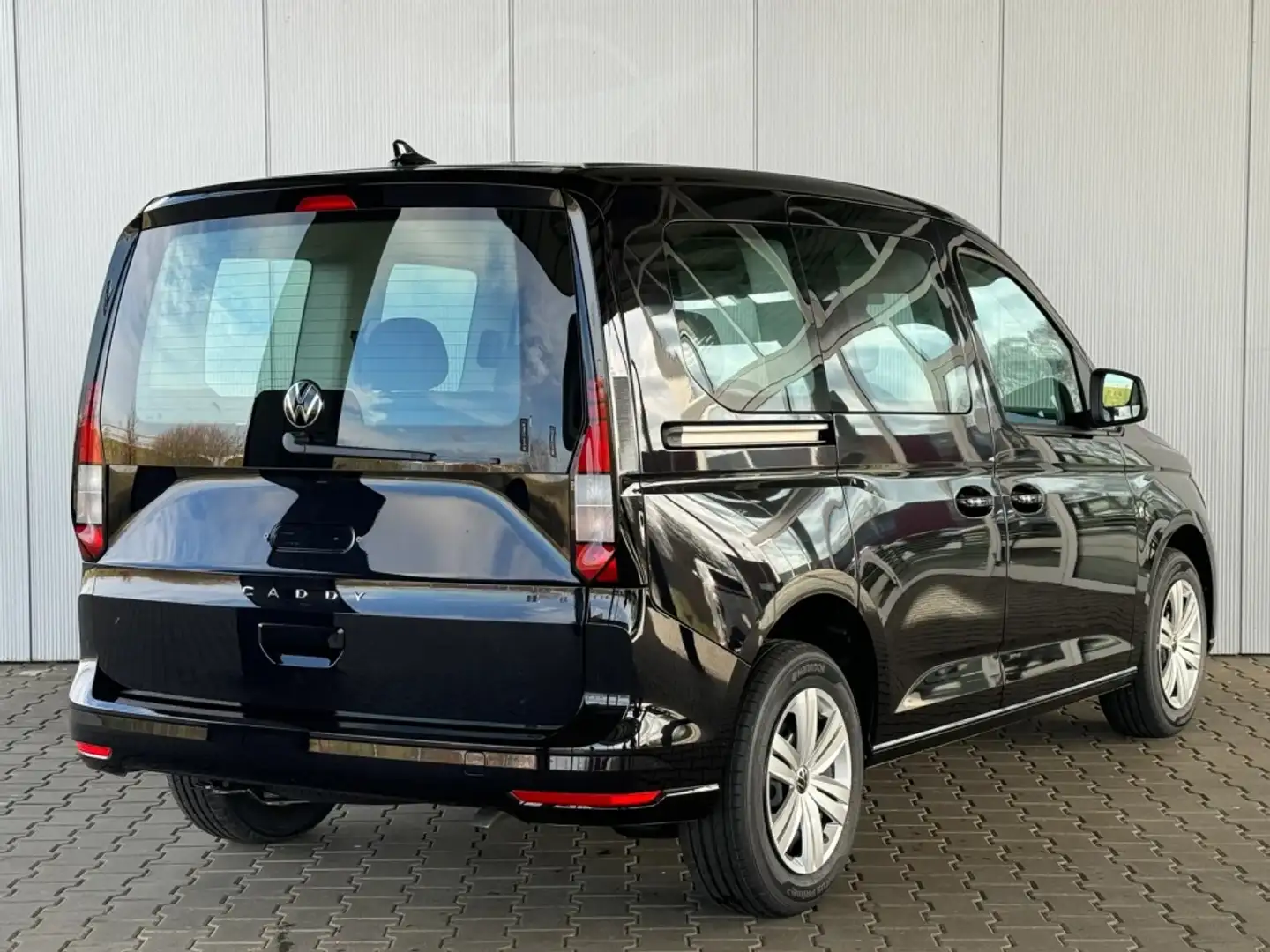 Volkswagen Caddy 1.4 TSI 5-zits AUTOMAAT | Stoelverwarming | Cruise Zwart - 2
