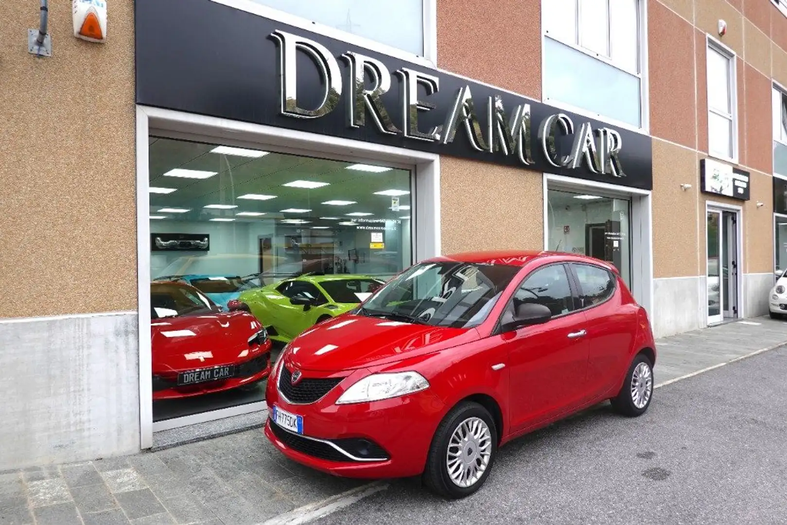 Lancia Ypsilon 1.2 69 CV 5 porte Silver Rouge - 1