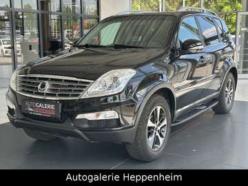 Rexton W Quartz 4WD