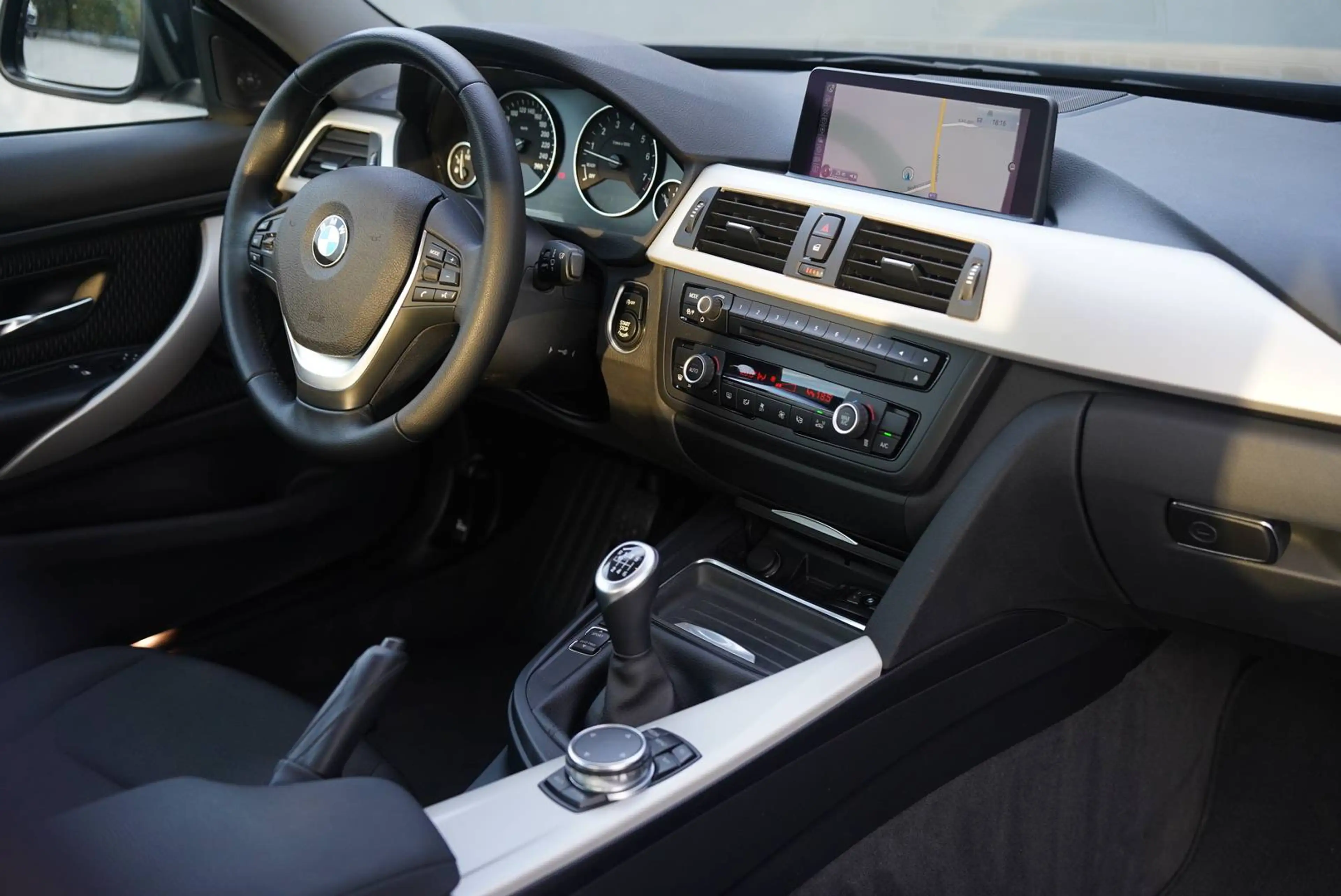 BMW 420 Coupé 420i — photo 9
