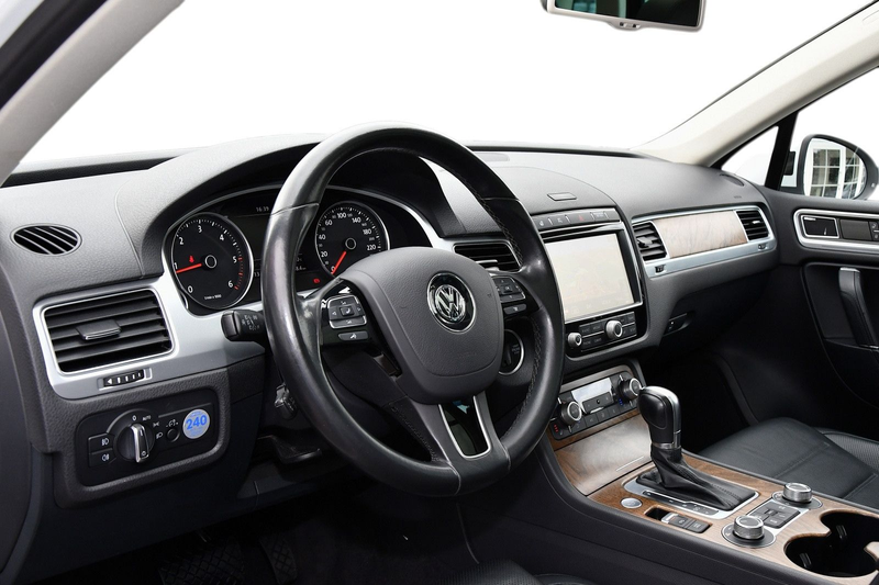 Volkswagen Touareg V6 TDI BMT/Start-Stopp Terrain Tech — photo 8