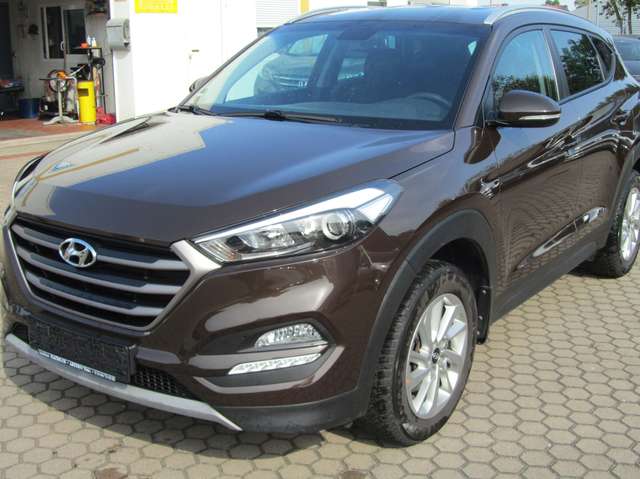 Imagine Hyundai TUCSON blue 1.6 GDi 2WD