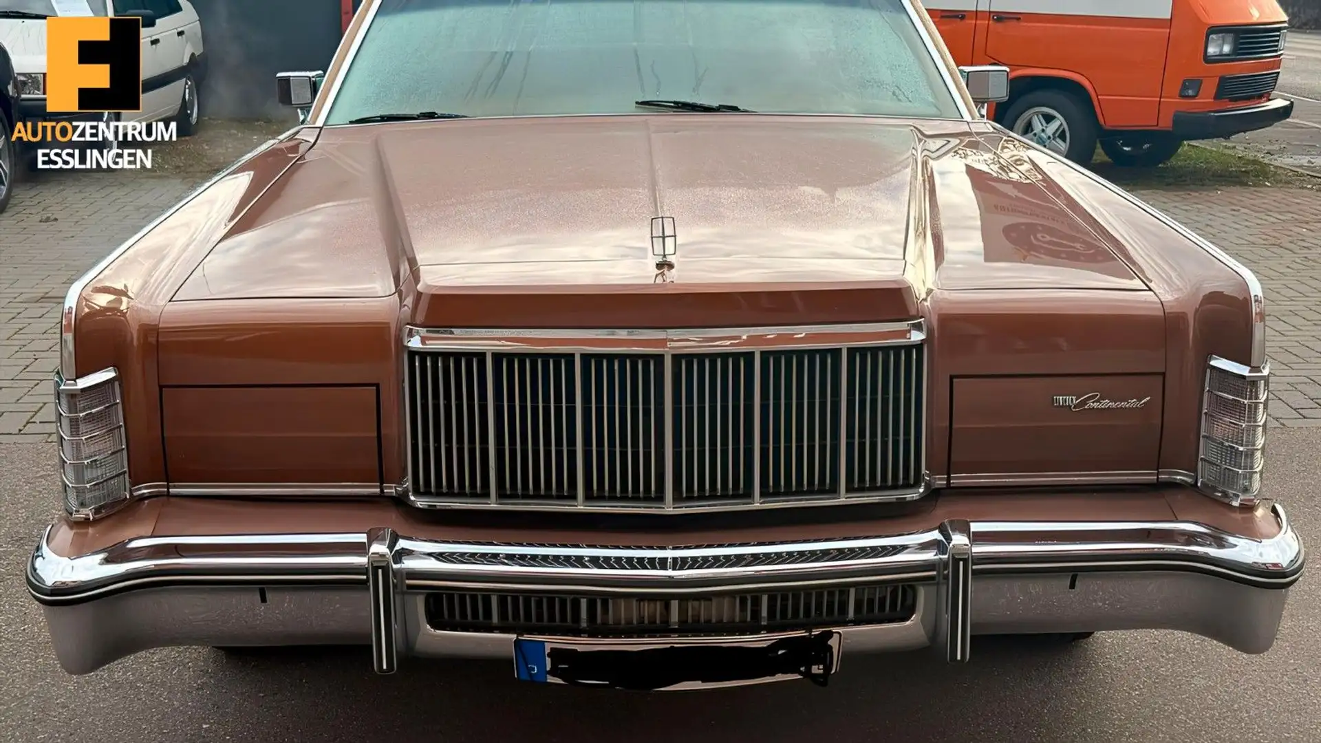 Lincoln Continental Marrón - 2