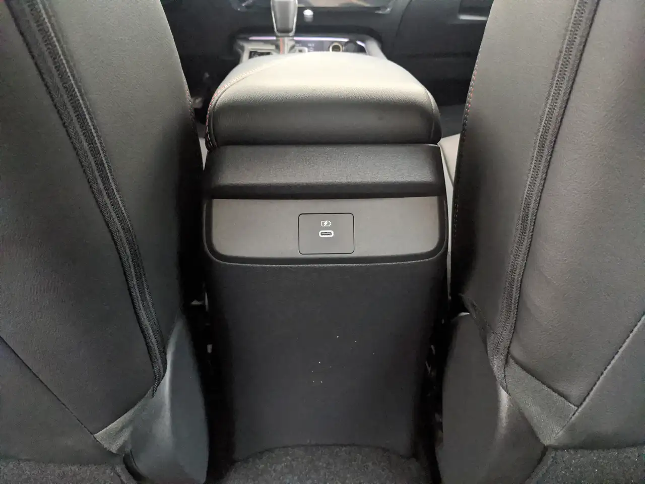 Nissan Sentra снимка Nissan Sentra