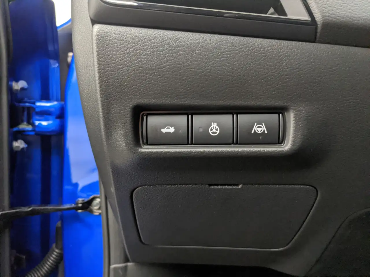 Nissan Sentra снимка Nissan Sentra