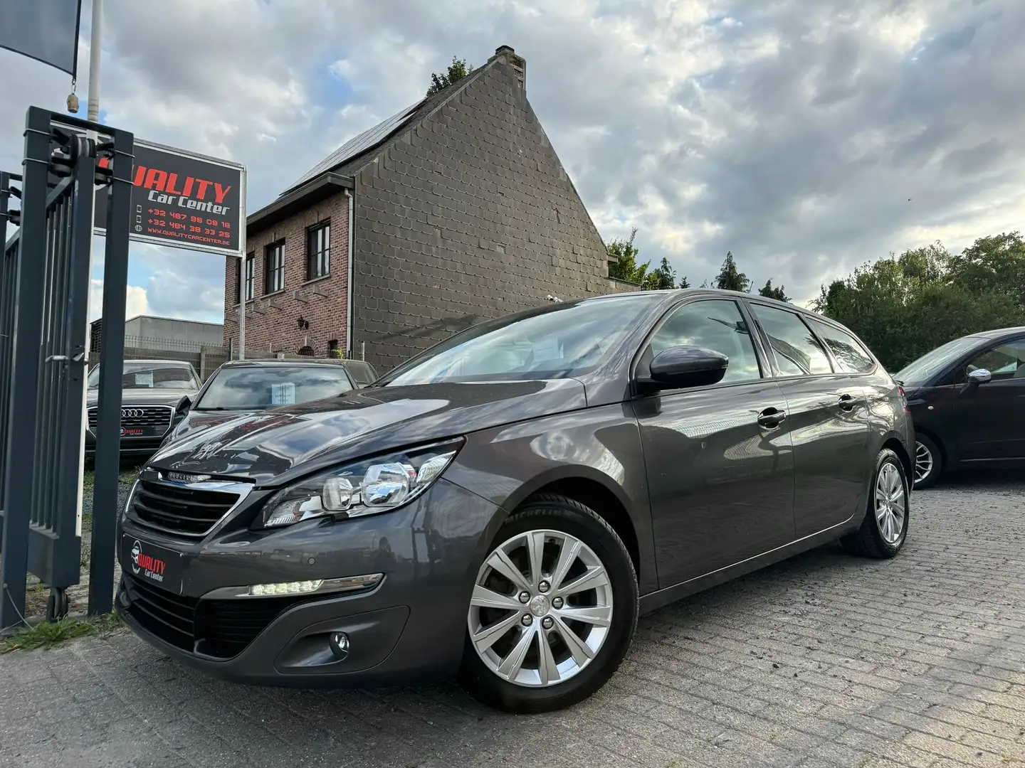 Peugeot 308 SW 1.2 PureTech Active  88000 km  GARANTIE Gris - 1