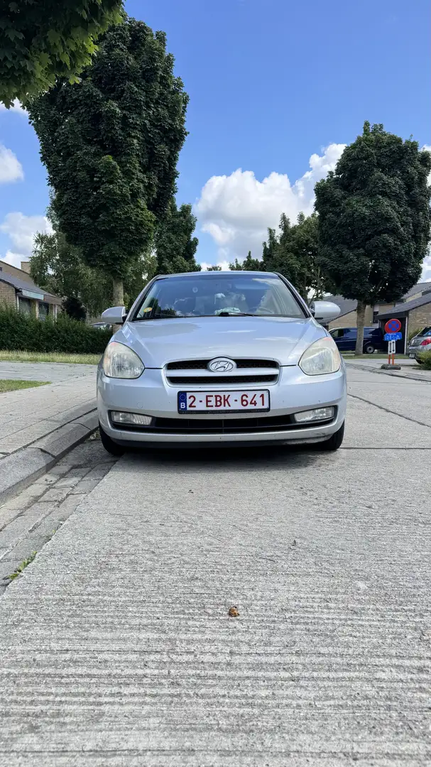Hyundai ACCENT 1.5 CRDi GLS - 1