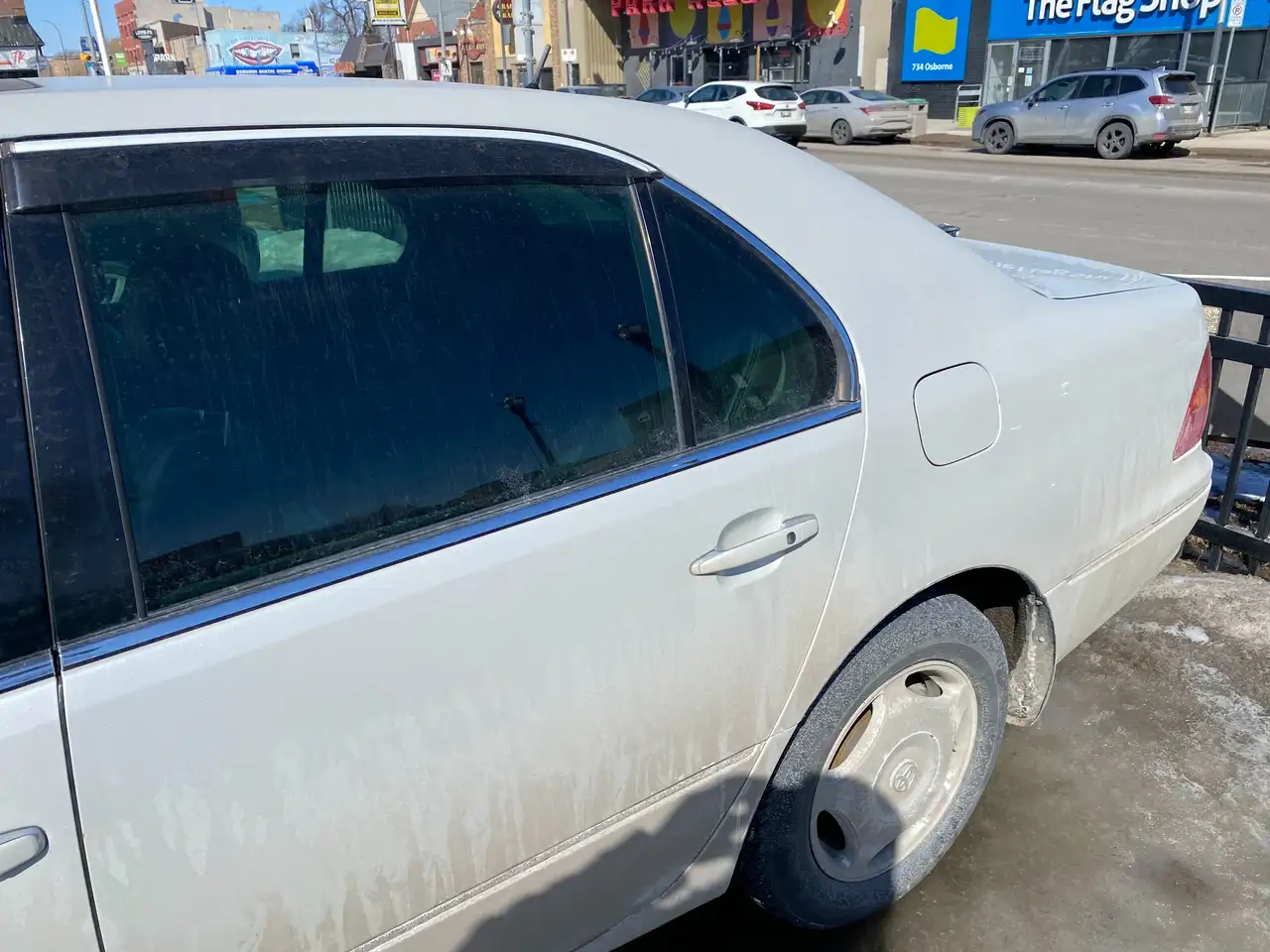 Lexus LS снимка Lexus LS