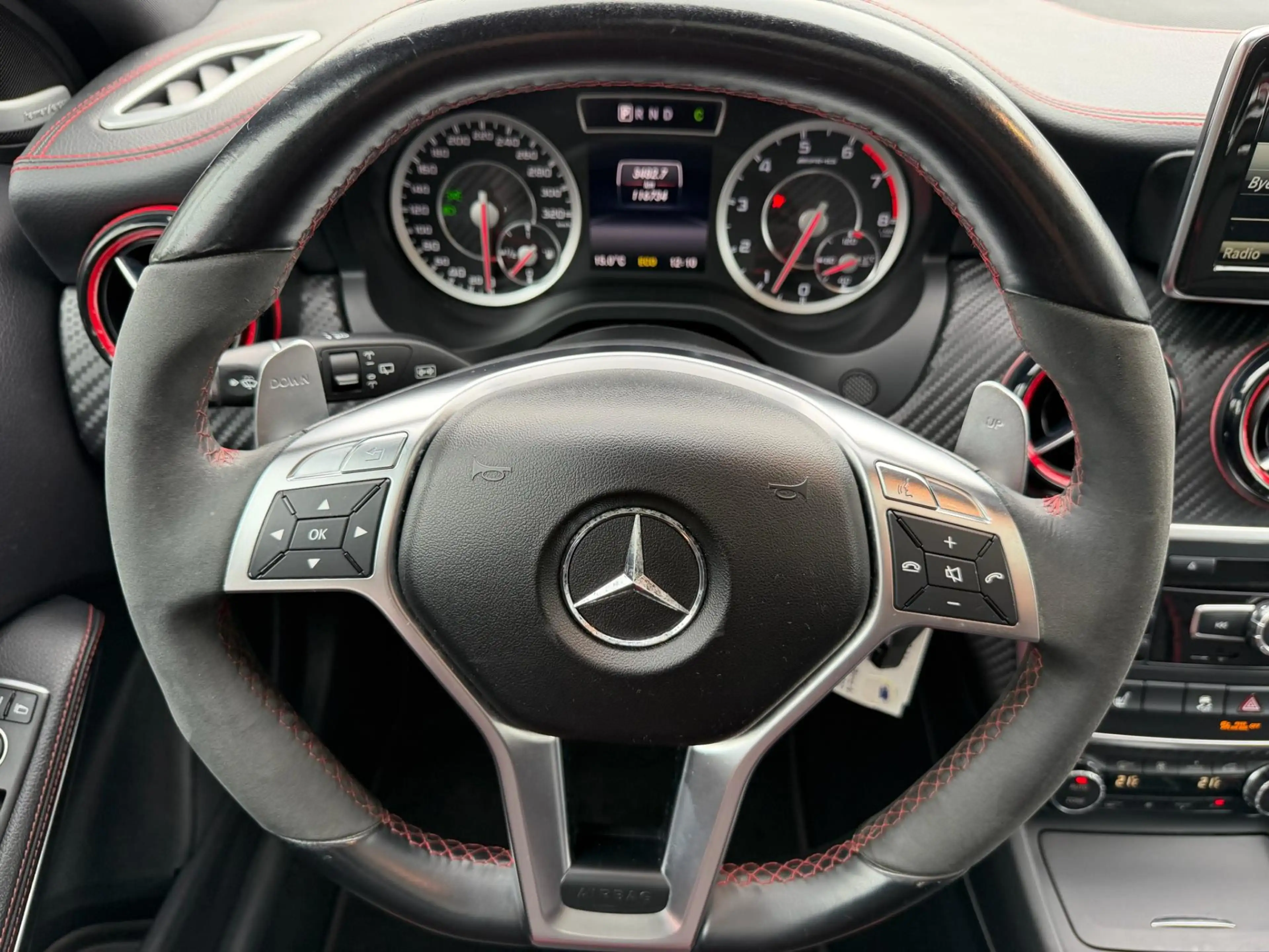 Mercedes-Benz A 45 AMG 4MATIC Edition 1 — photo 17