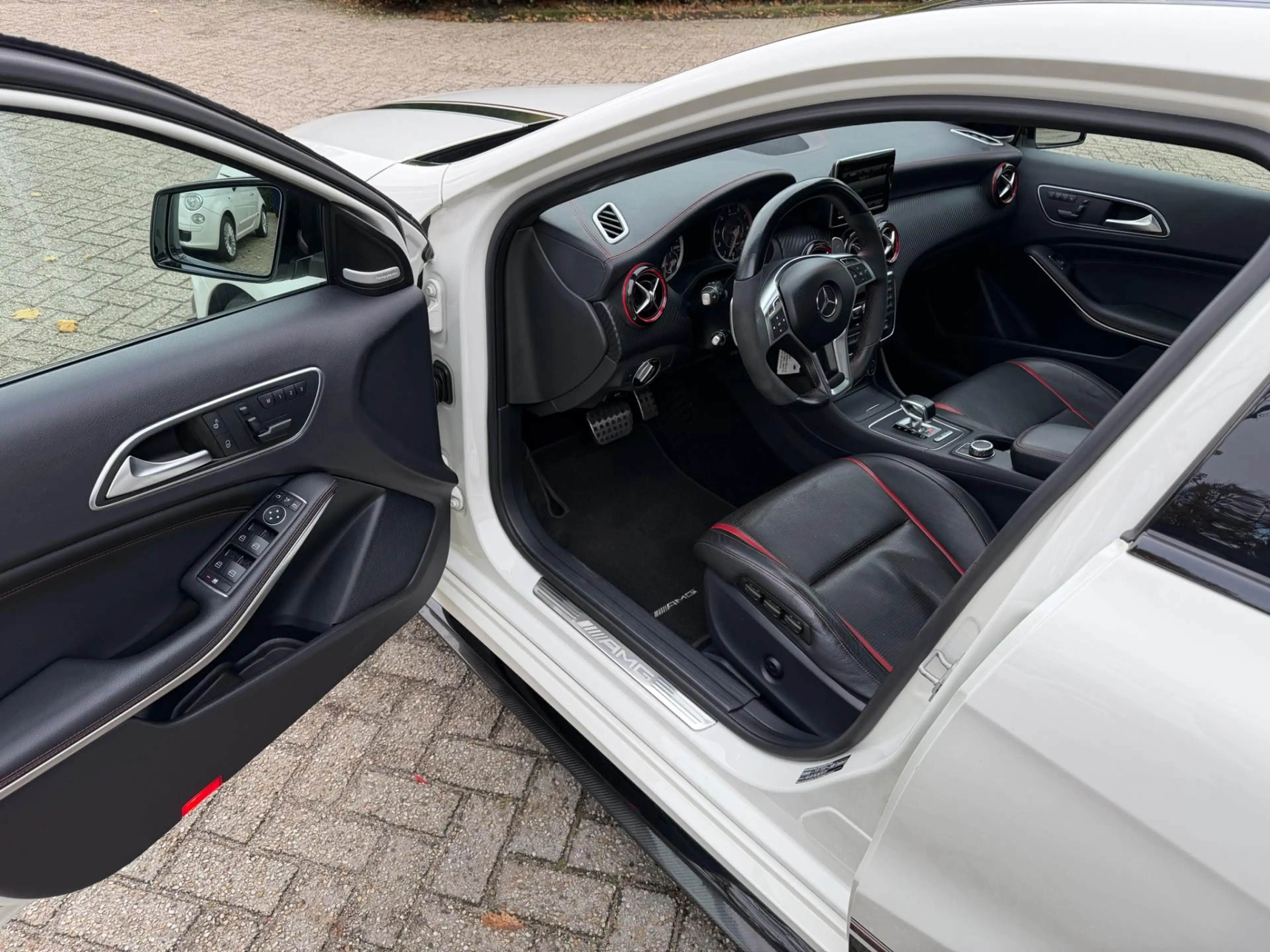 Mercedes-Benz A 45 AMG 4MATIC Edition 1 — photo 13