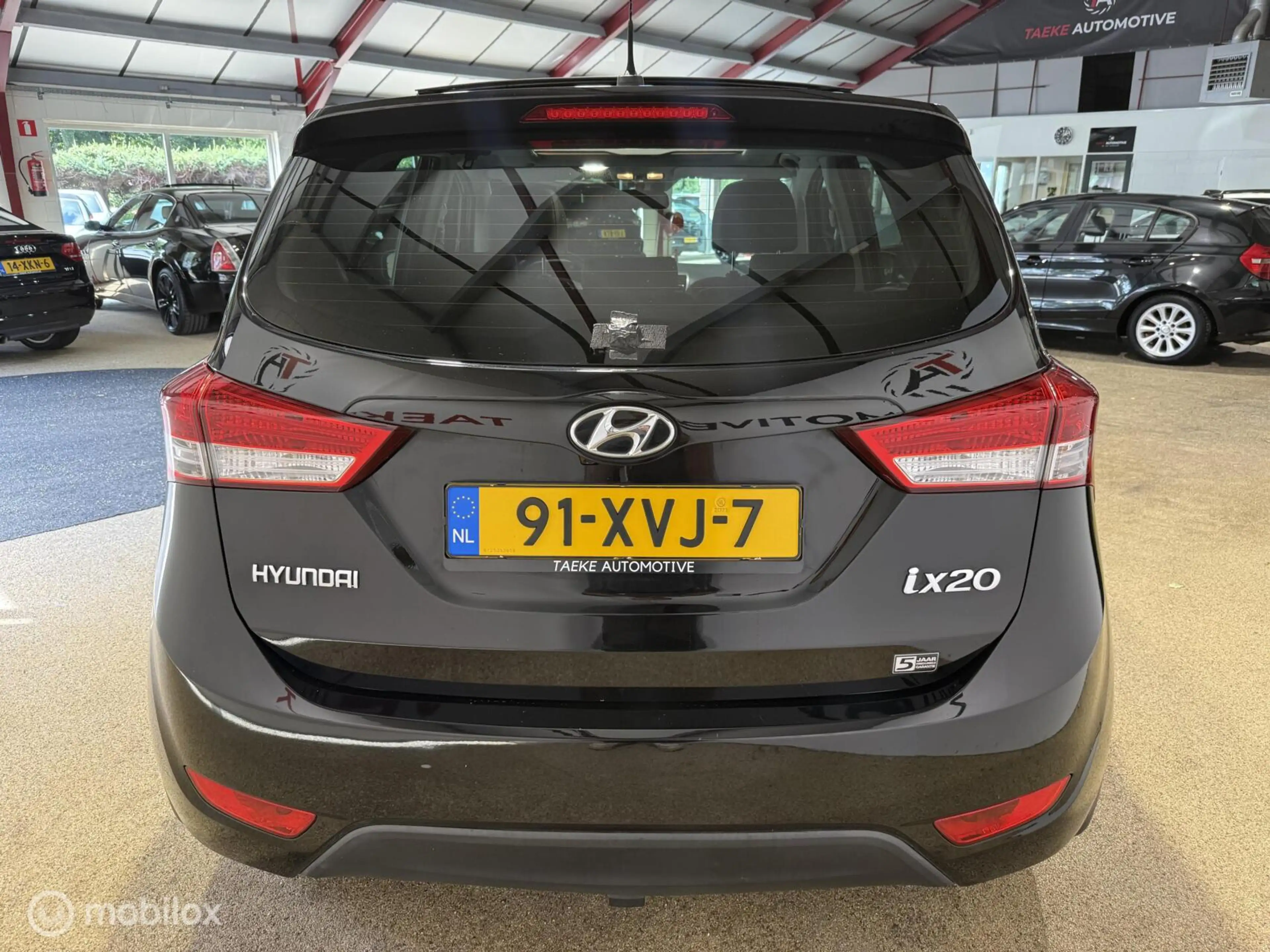 Hyundai iX20 1.6i i-Catcher AUT/CLIM/CRUIS/PANO/CAM/APK/NAP — photo 10