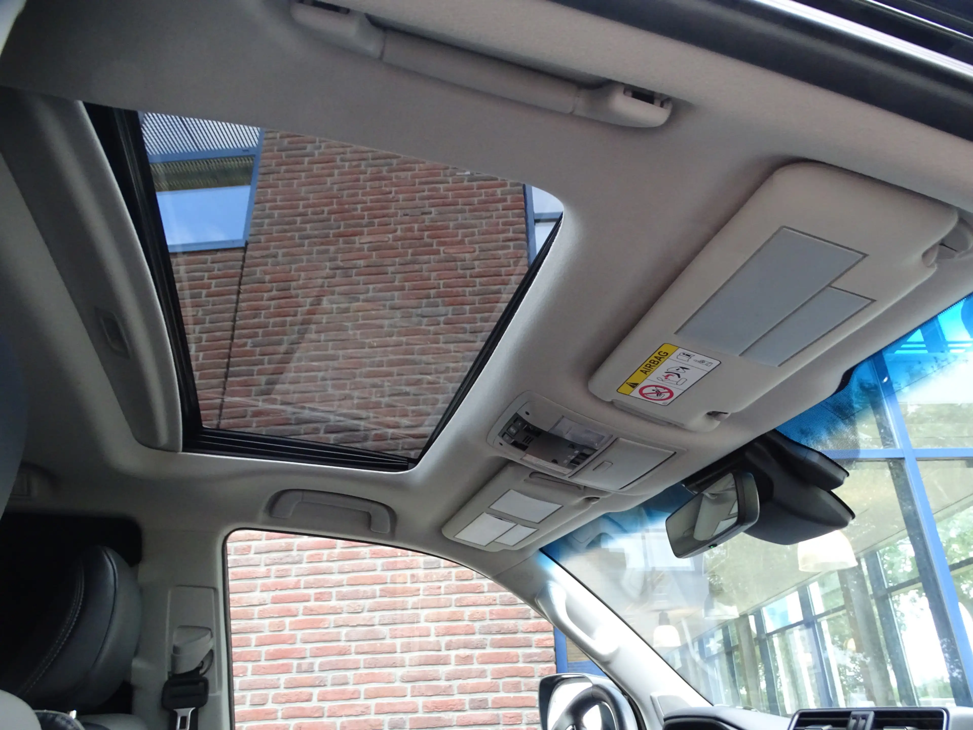 Toyota Land Cruiser 2.8 D-4D-F Professional High Roof Window Van TREKH — photo 8
