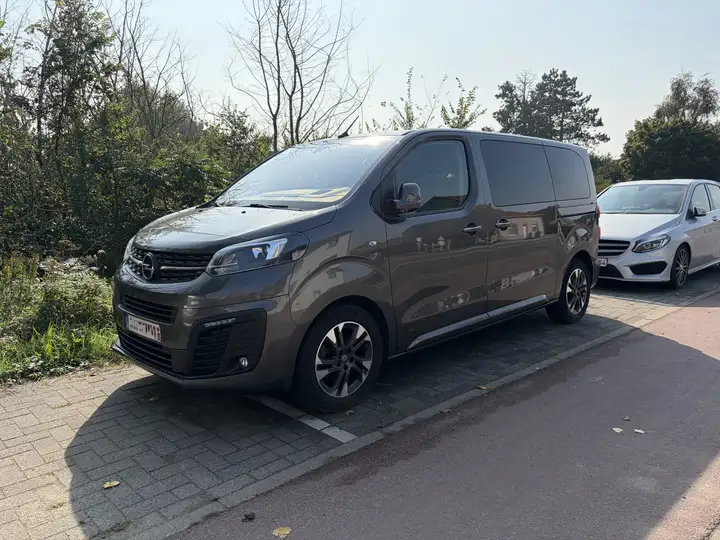 Opel Zafira Life Business Elegance Autom 7 Zitpl