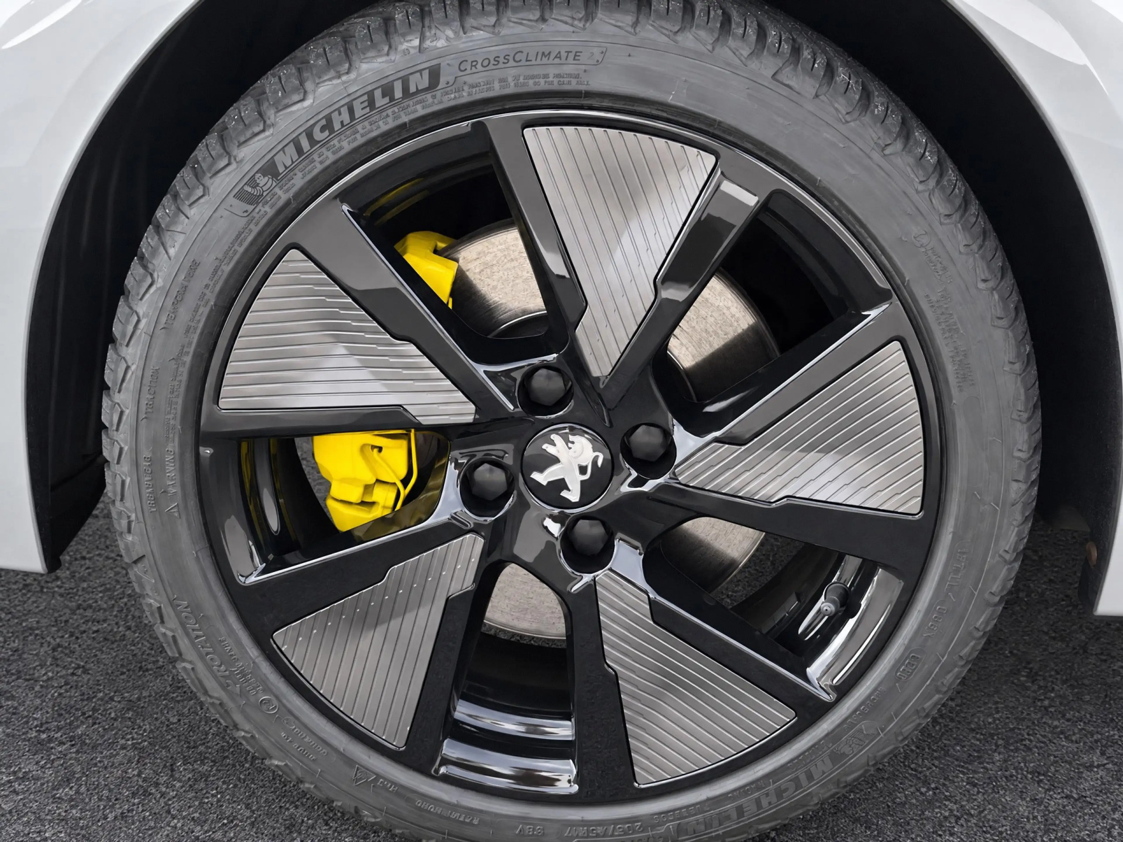 Peugeot e-208 EV GT 350 50 kWh | PANORAMADAK | ADAPTIEVE CRUISE — photo 10