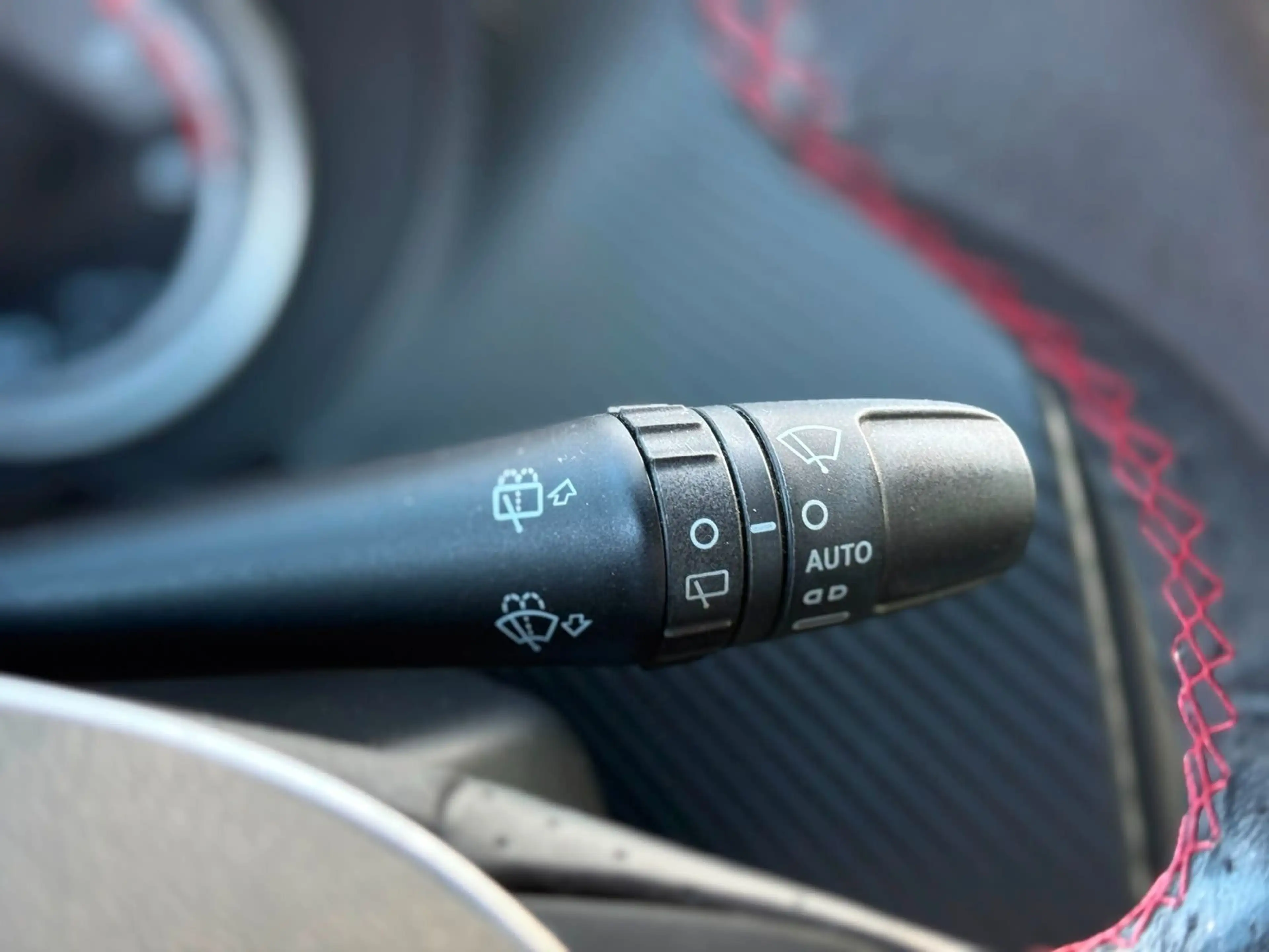 Alfa Romeo MiTo Super 1.3 Multijet — photo 12