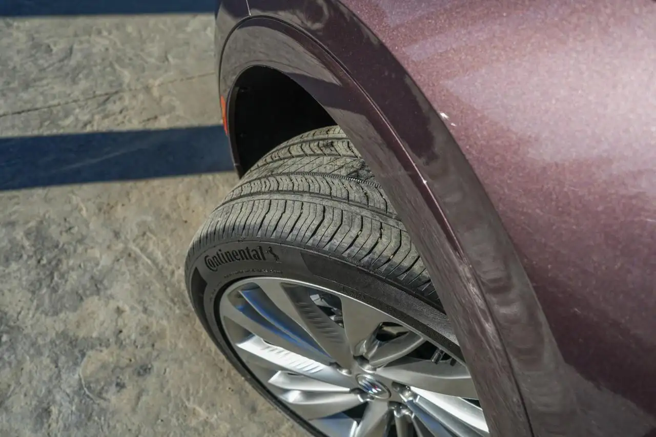 Buick Envision снимка Buick Envision