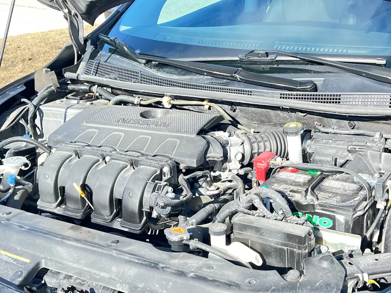 Nissan Sentra снимка Nissan Sentra