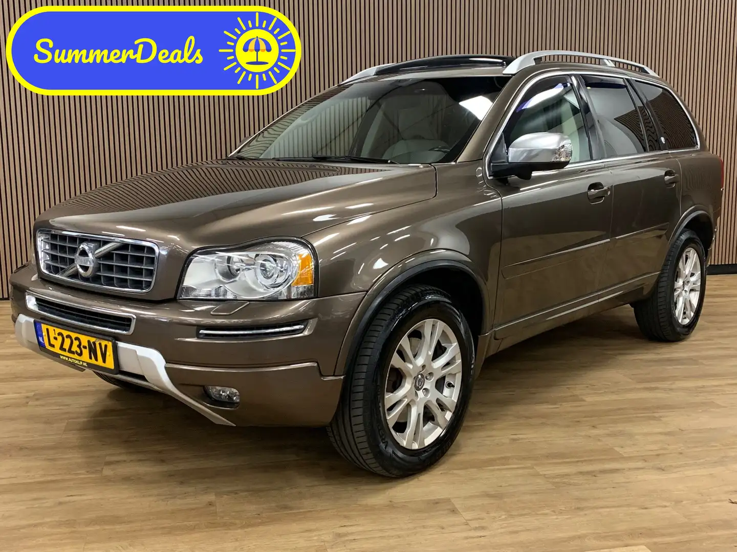 Volvo XC90 3.2 R-Design-7 Persoons-105000-Opendak- Marrón - 1