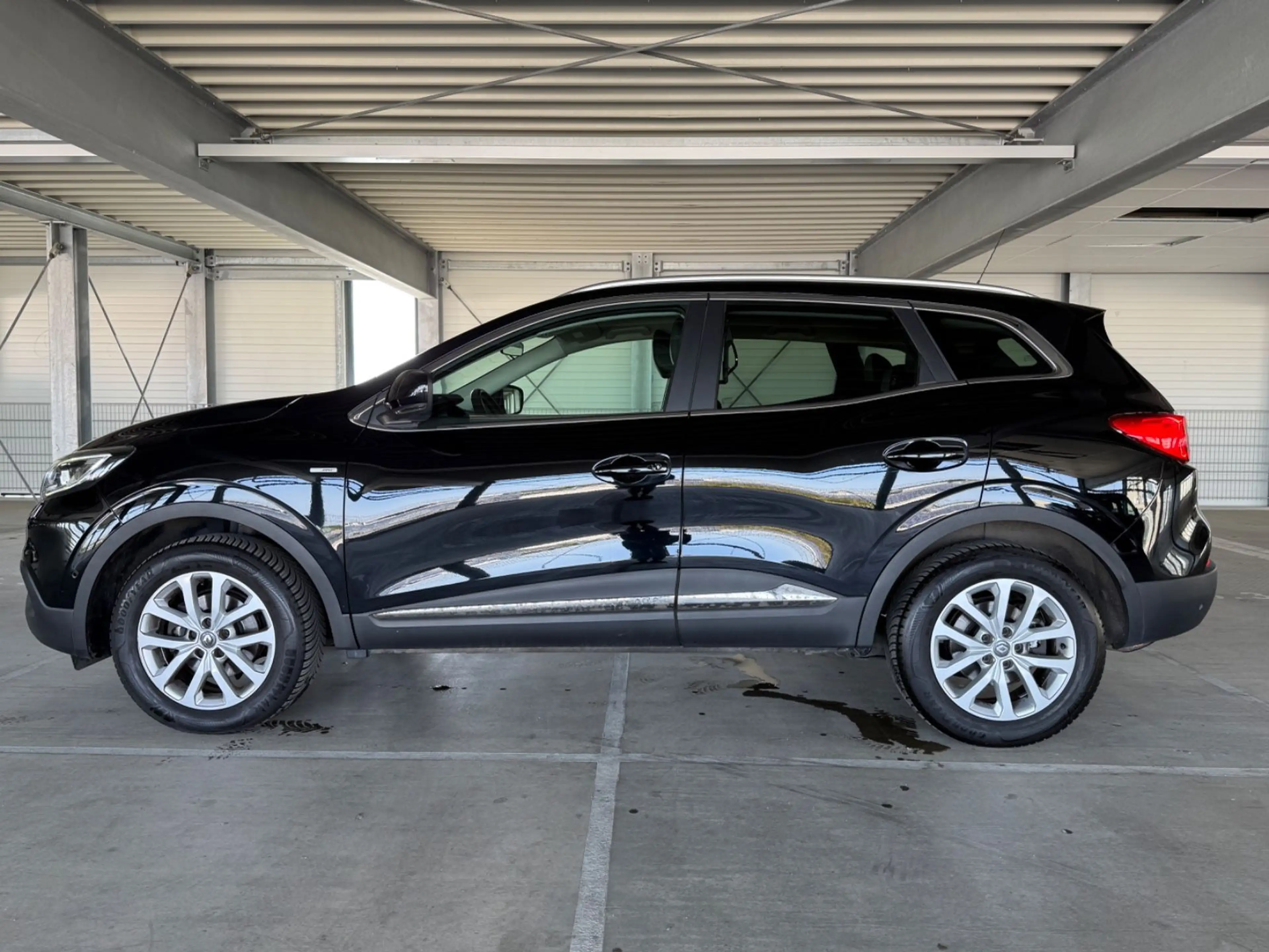 Renault Kadjar Bose Edition AUT RKAM NAVI LDW Keyless — photo 5