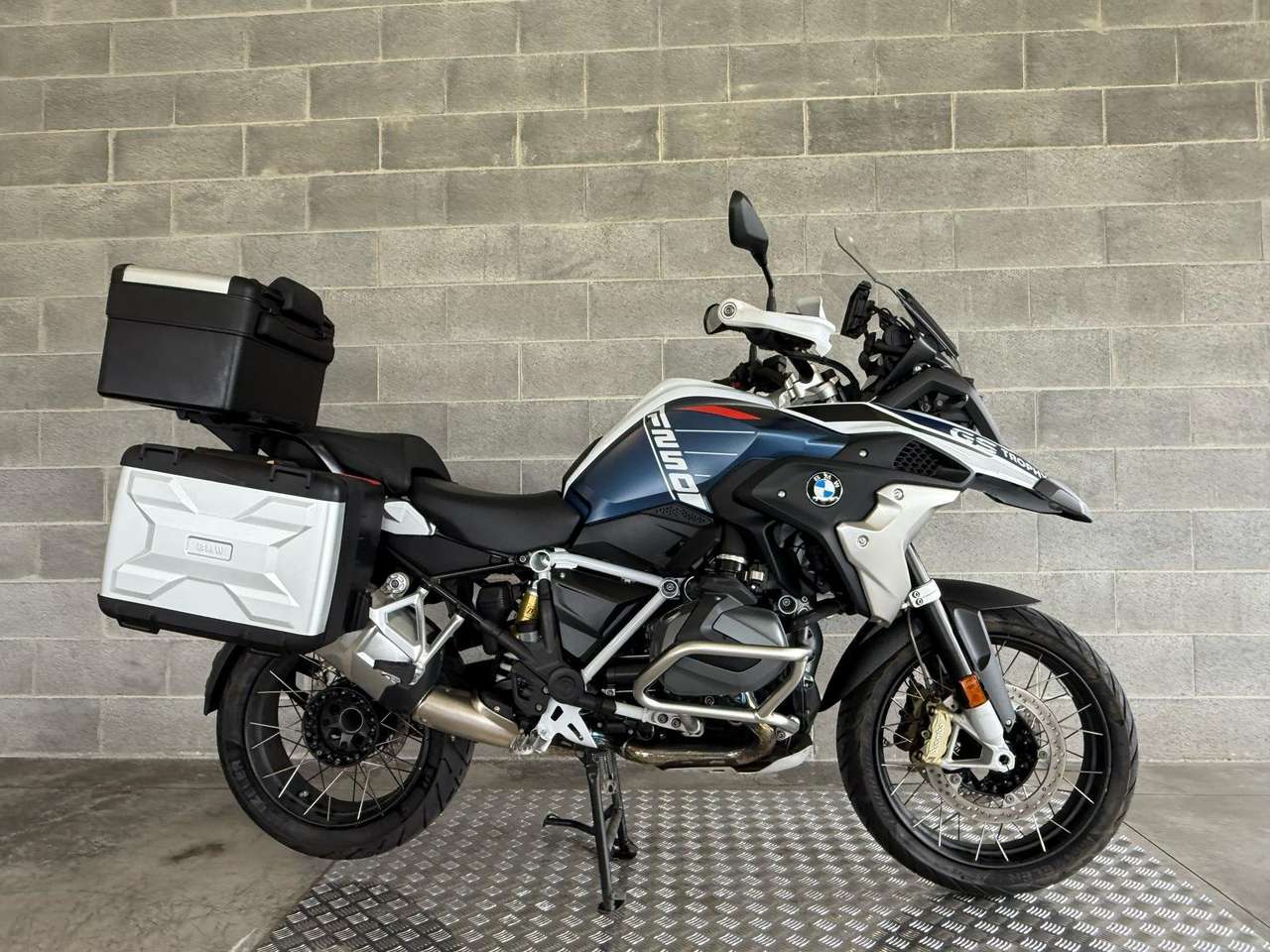 BMW R 1250 GS CAMPAGNA PROVA RISCATTA O RENDI.