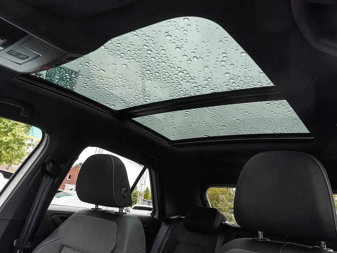 Volkswagen T-Roc 1.5 TSI DSG R-Line PANO MASSAGE NAVI LED, миниатюра 9