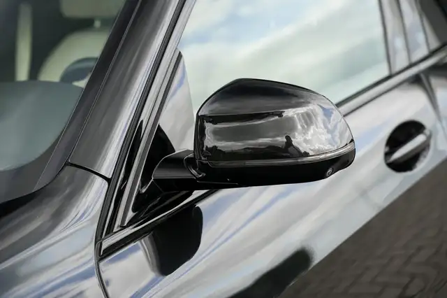 BMW X5 view 26