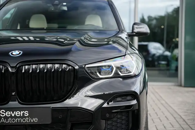 BMW X5 view 28