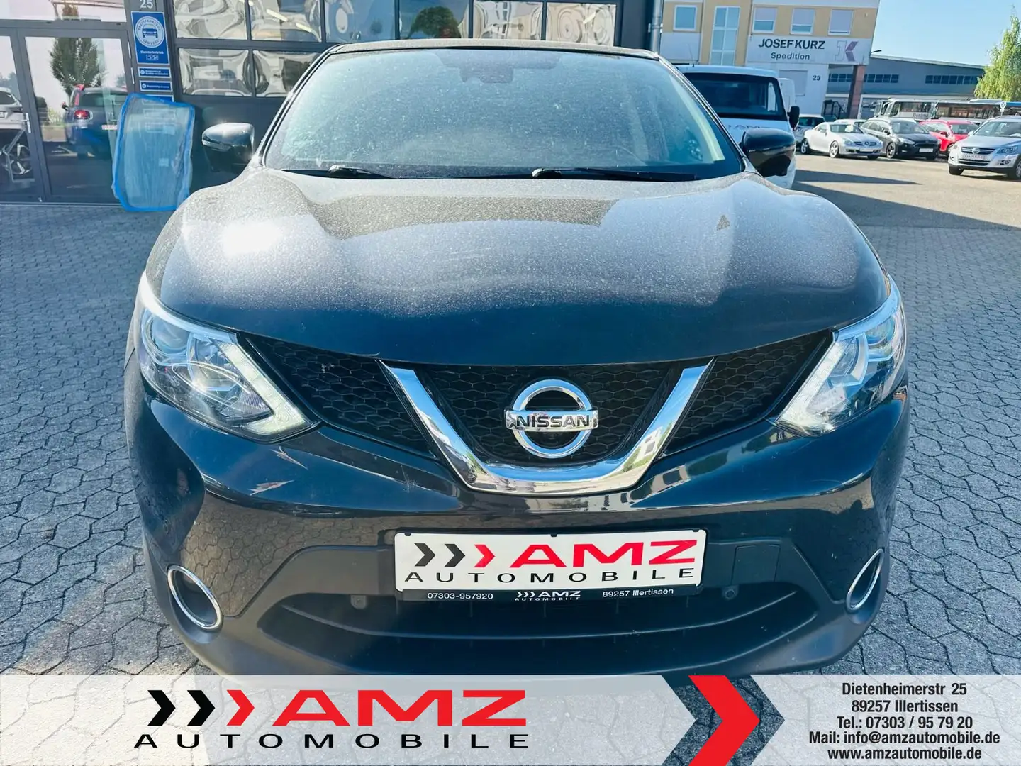 Nissan Qashqai 1.6 Schaltgetriebe - N-Connecta Schwarz - 2