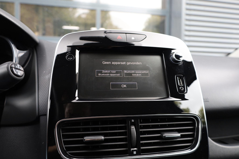 Renault Clio Estate 0.9 TCe Zen |Keyless |Cruise Control |Navi — photo 15