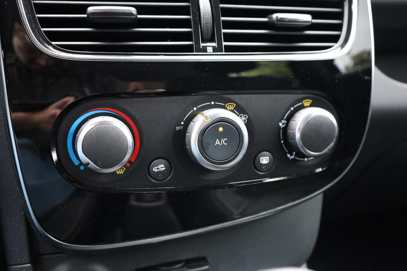 Renault Clio Estate 0.9 TCe Zen |Keyless |Cruise Control |Navi — photo 19