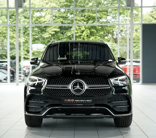 Mercedes-Benz Gle view 4
