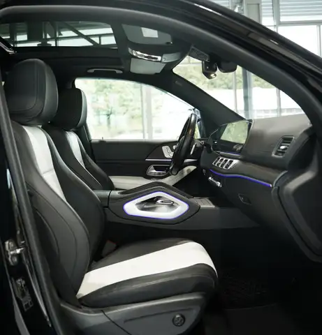 Mercedes-Benz Gle view 13