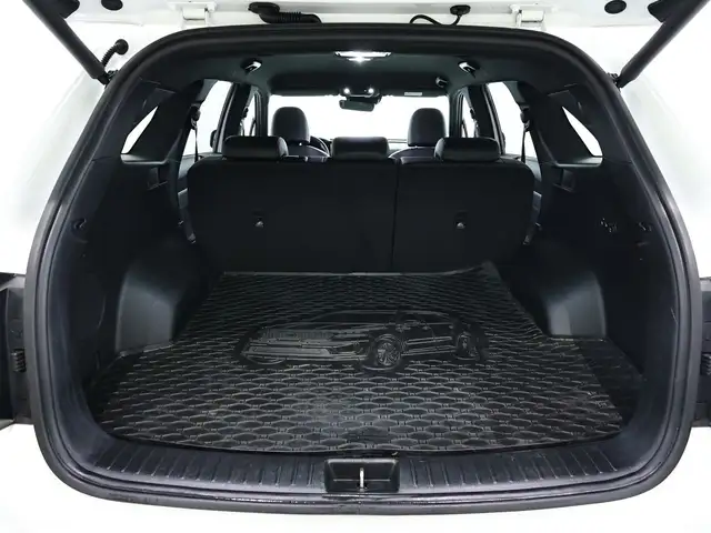 Kia Sorento view 6