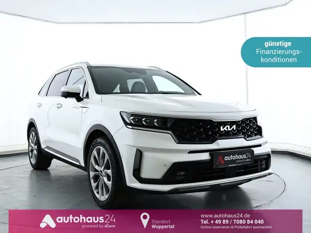 2022 Kia Sorento in White for sale