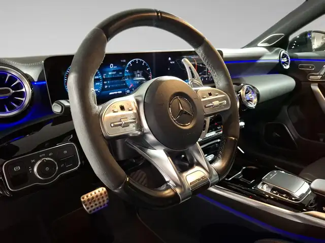 Mercedes-Benz Cla view 8