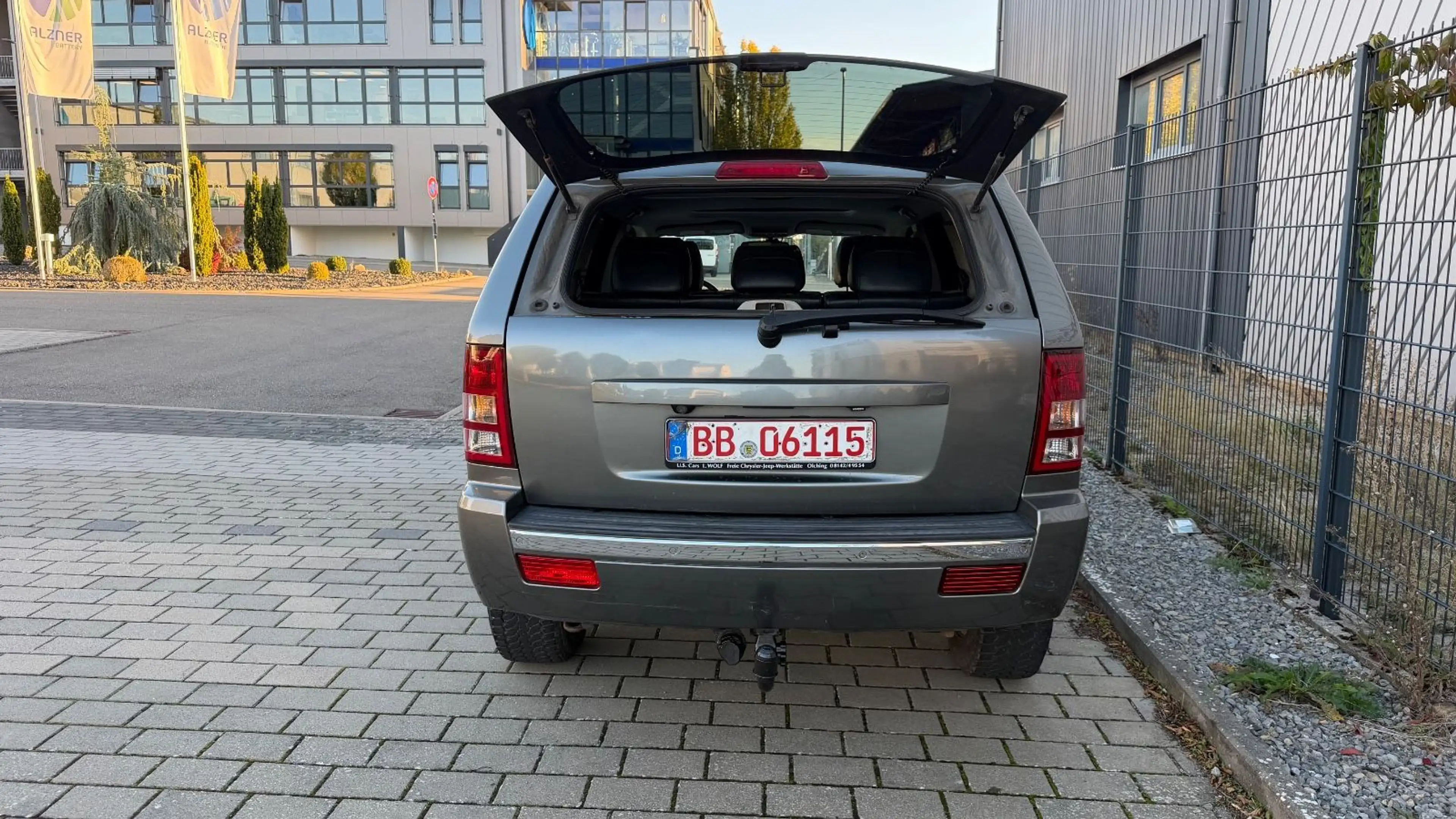 Jeep Grand Cherokee 3.0 CRD 4X4 AUTOMATIK TÜV,SHZ,AHK — photo 10