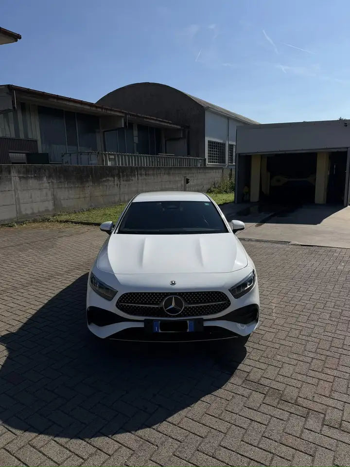 Mercedes-Benz A 250