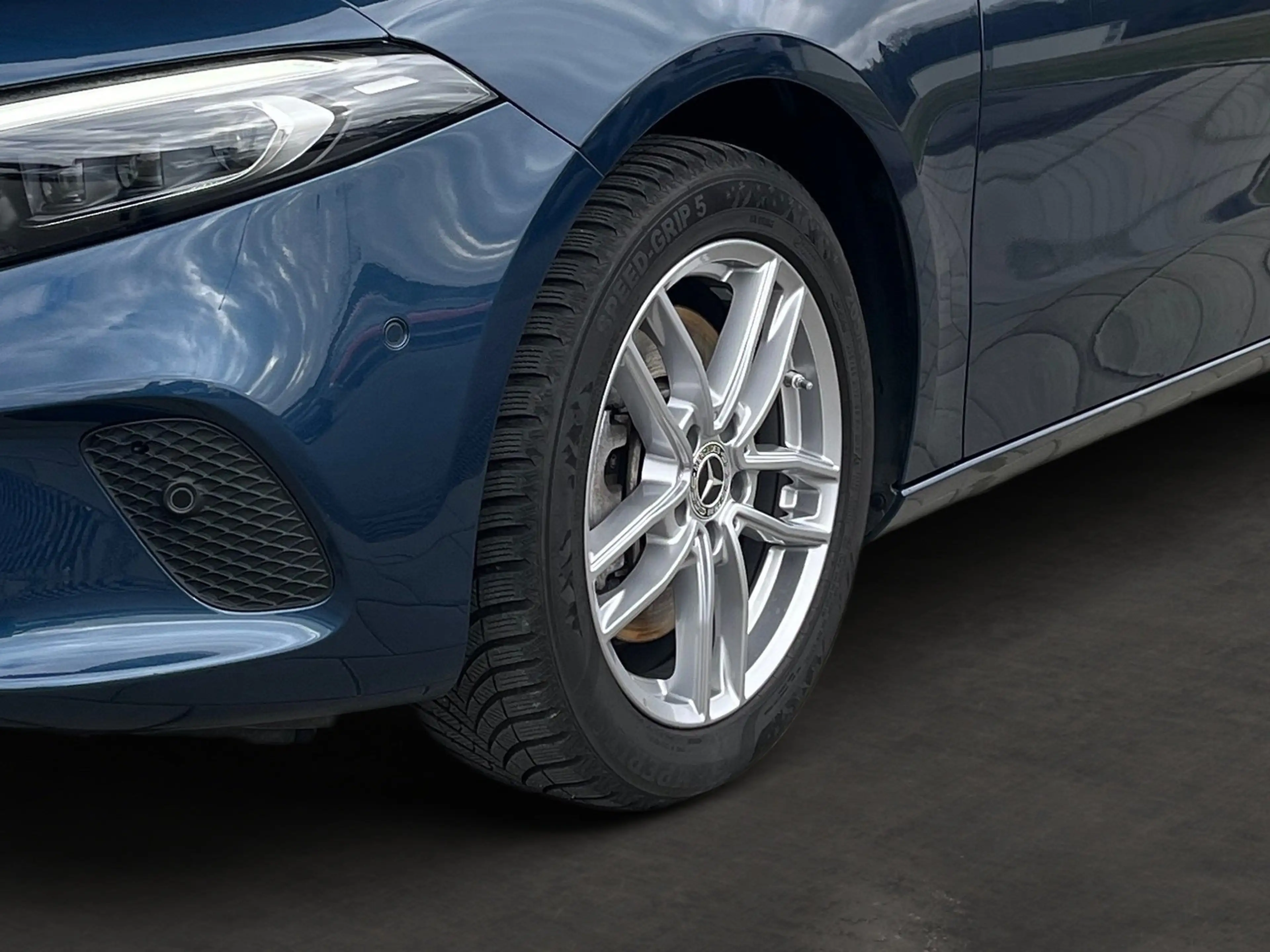 Mercedes-Benz A 250 e Progressive Plug in KlimaA+LM+SoundSys — photo 6
