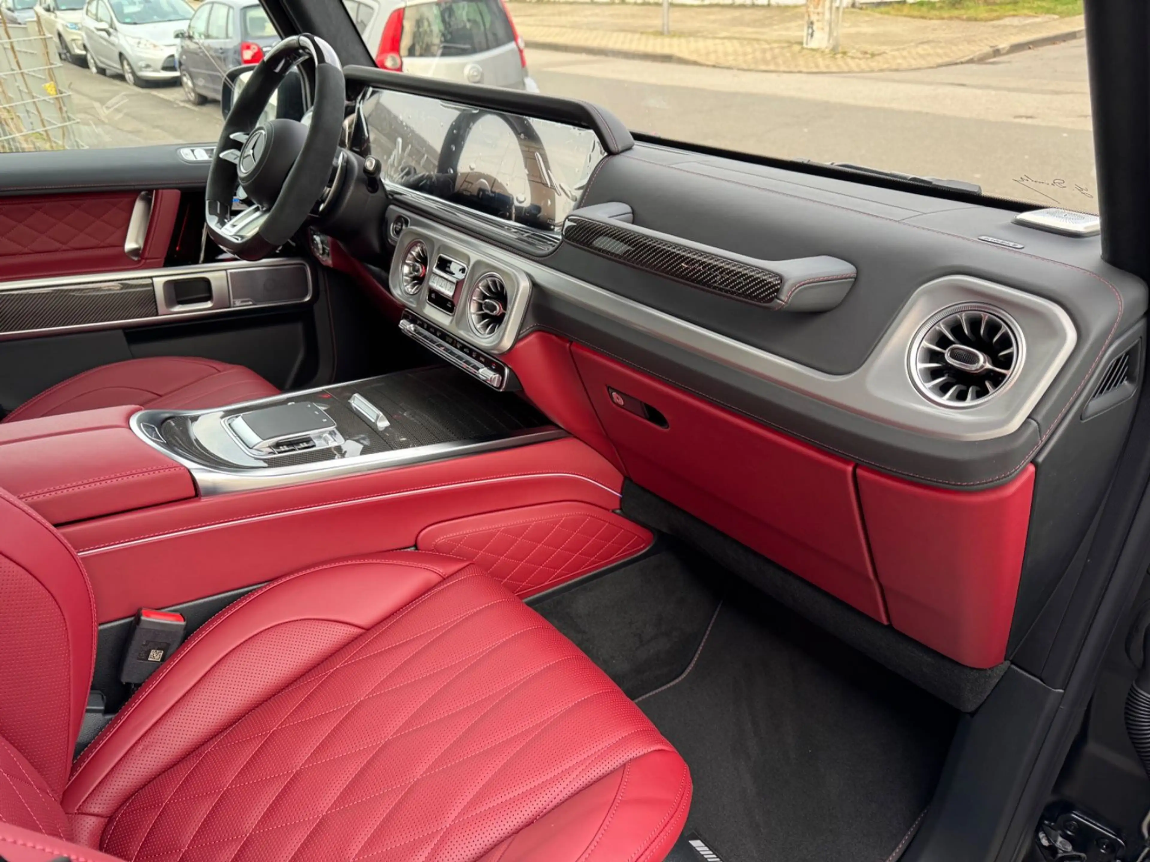 Mercedes-Benz G 63 AMG MY27|ROT|CARBON EXTERIOR|ACTIVE RIDE|SUPERIOR — photo 10