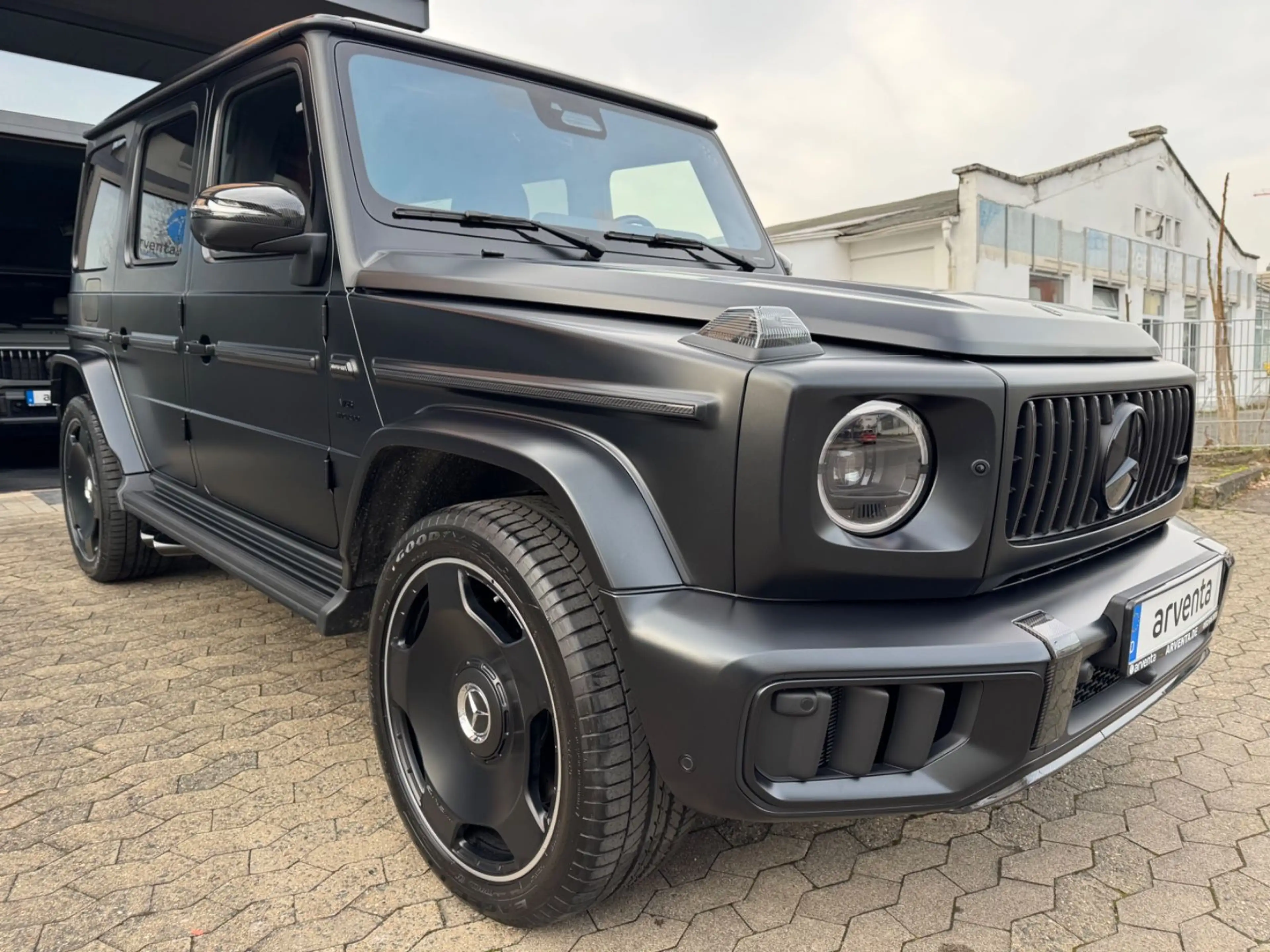 Mercedes-Benz G 63 AMG MY27|ROT|CARBON EXTERIOR|ACTIVE RIDE|SUPERIOR — photo 3