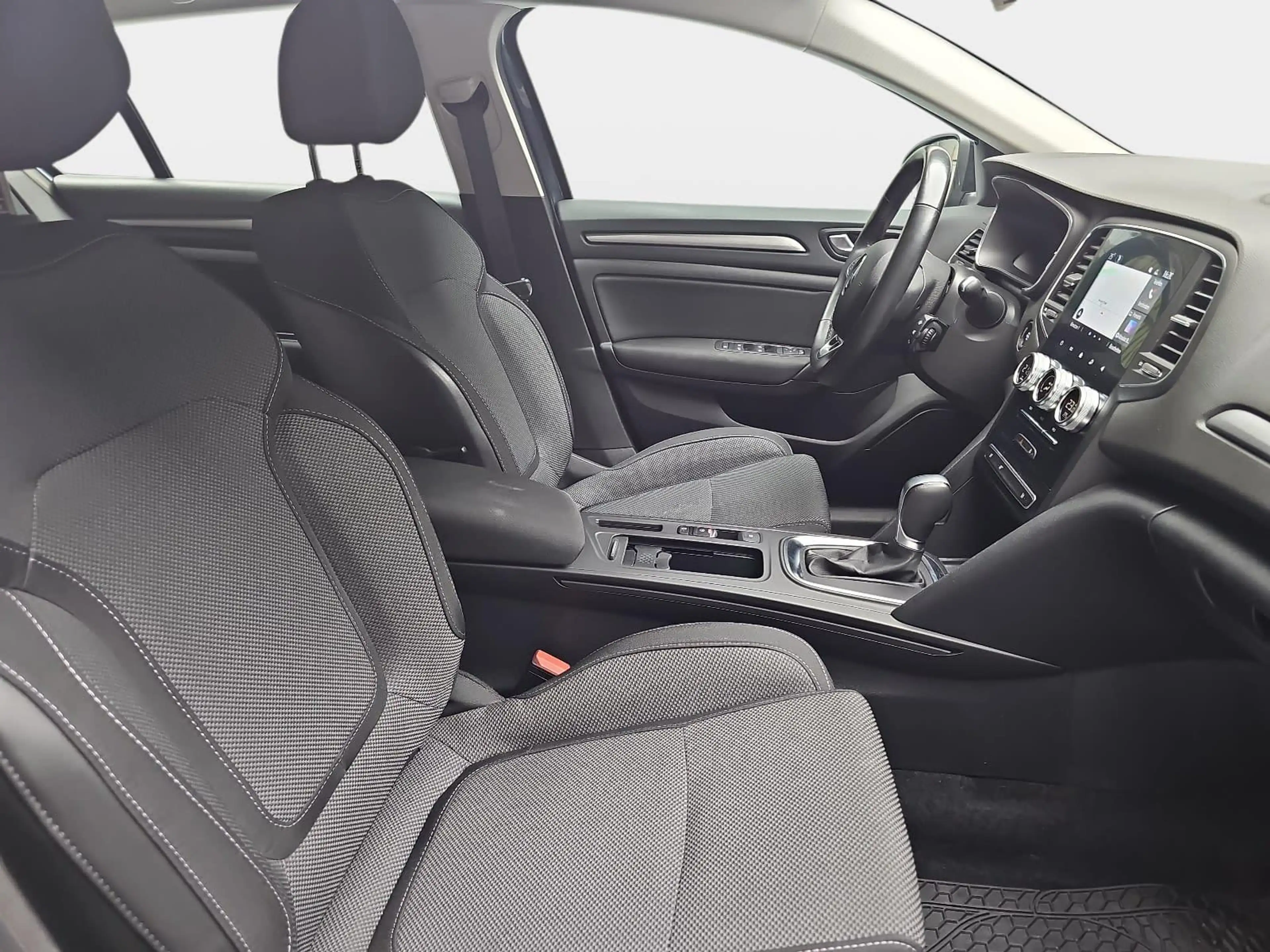 Renault Megane MEGANE 1.5 BLUE DCI 115 GRANDTOUR GRA DAB — photo 17