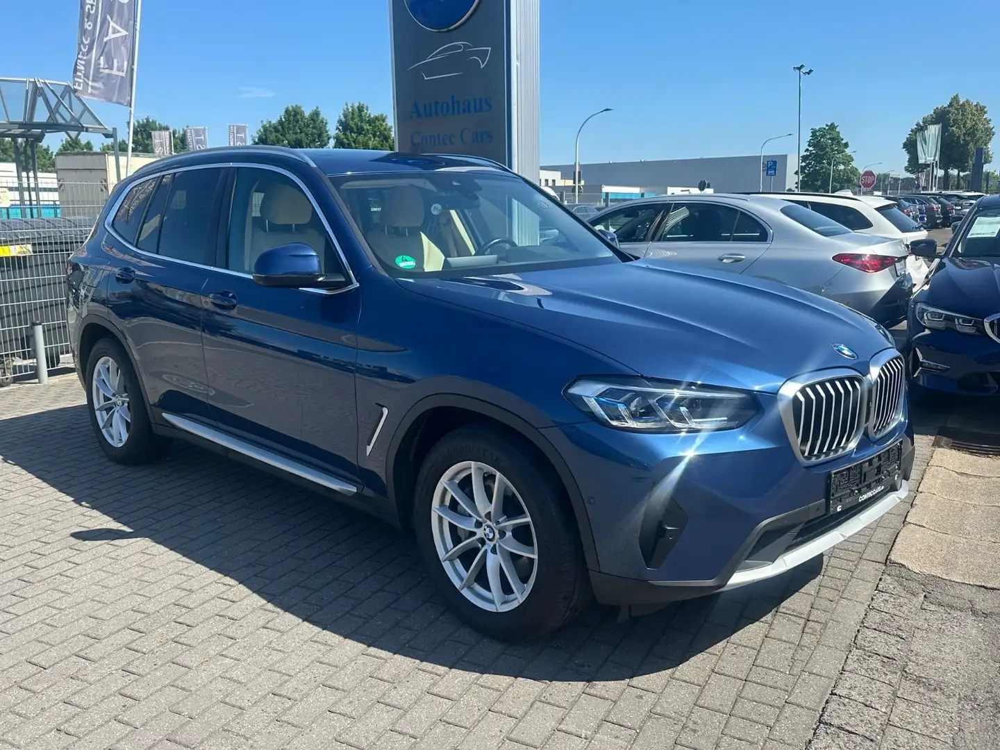 BMW X3 xD 30 d AHK+AMB+DAB+LASER+Pano+Park+MEMORY Azul - 1