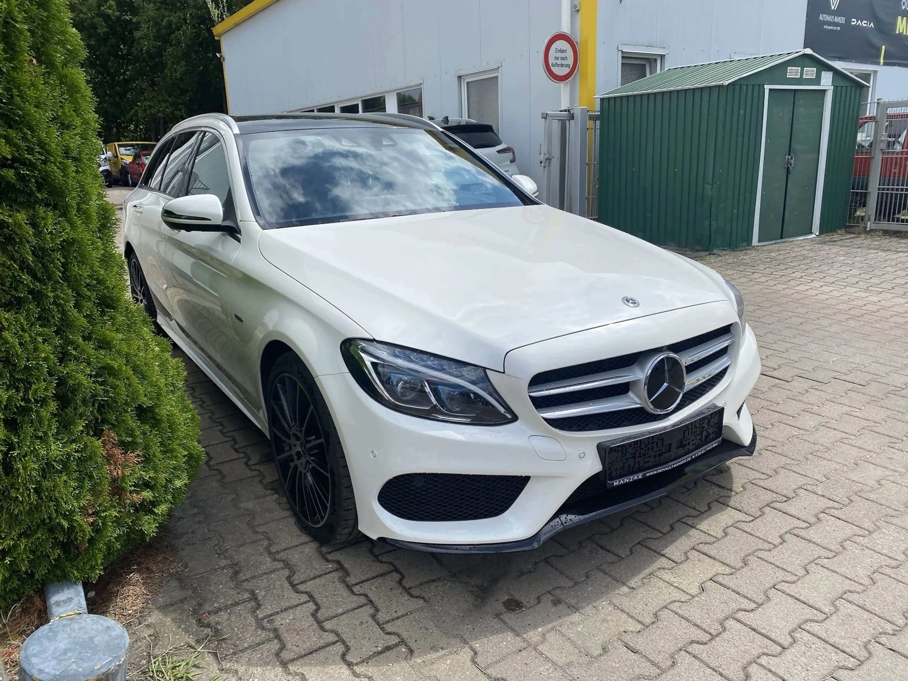 Mercedes-Benz C 350 T-Modell AMG Line — photo 3