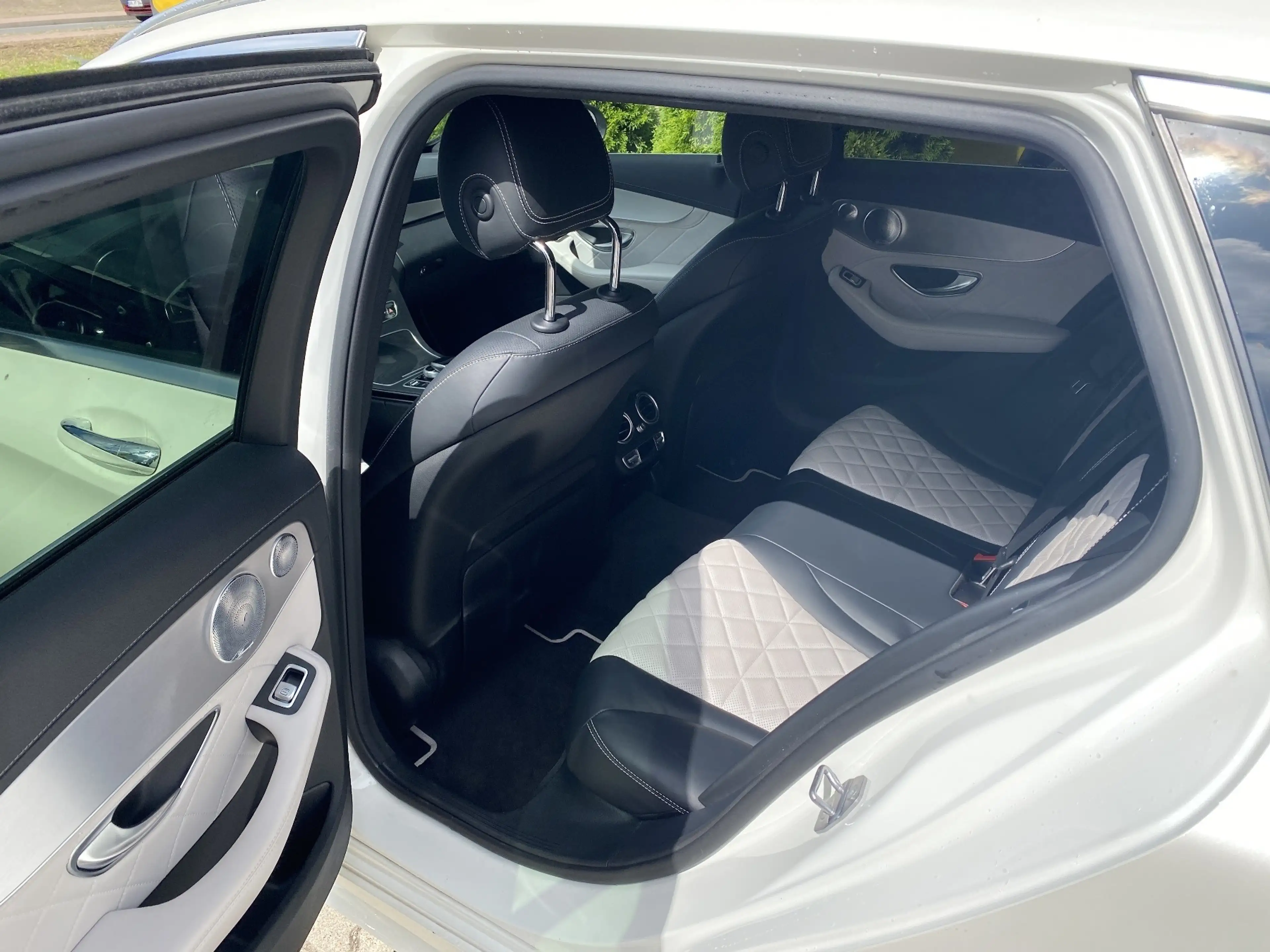 Mercedes-Benz C 350 T-Modell AMG Line — photo 8