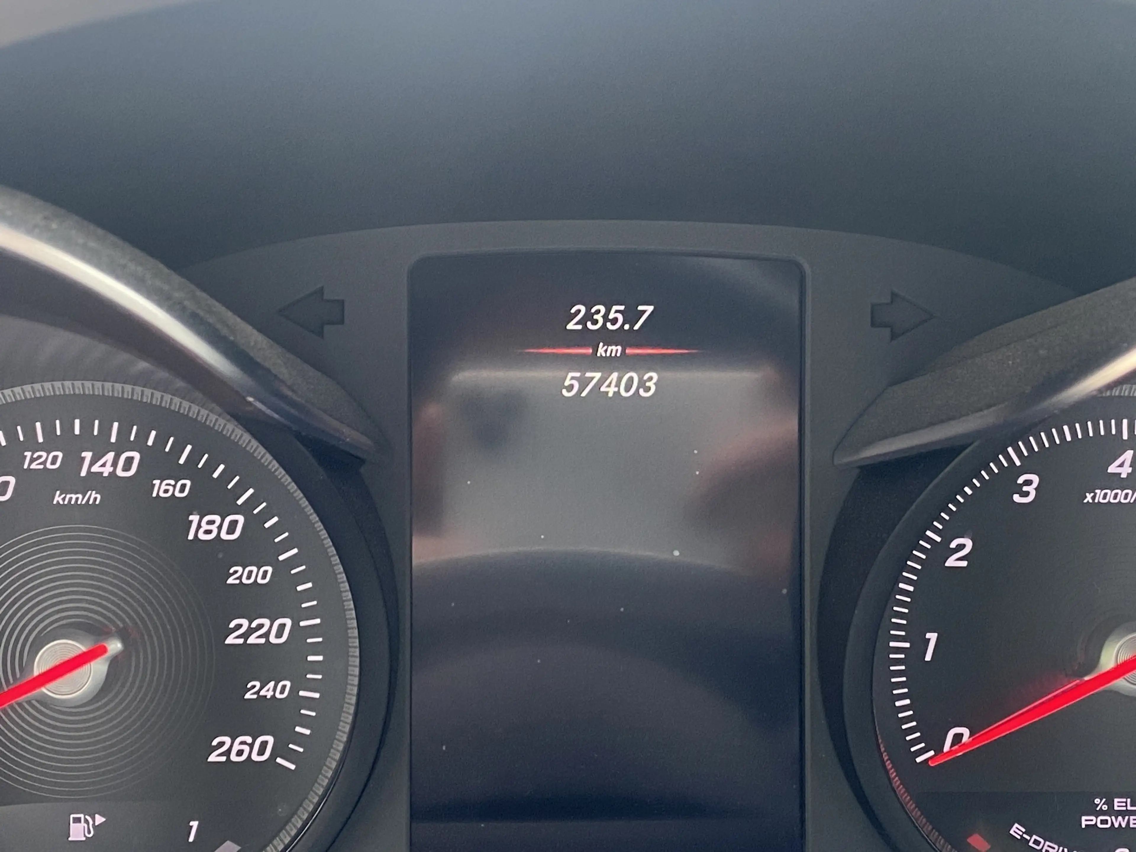 Mercedes-Benz C 350 T-Modell AMG Line — photo 13