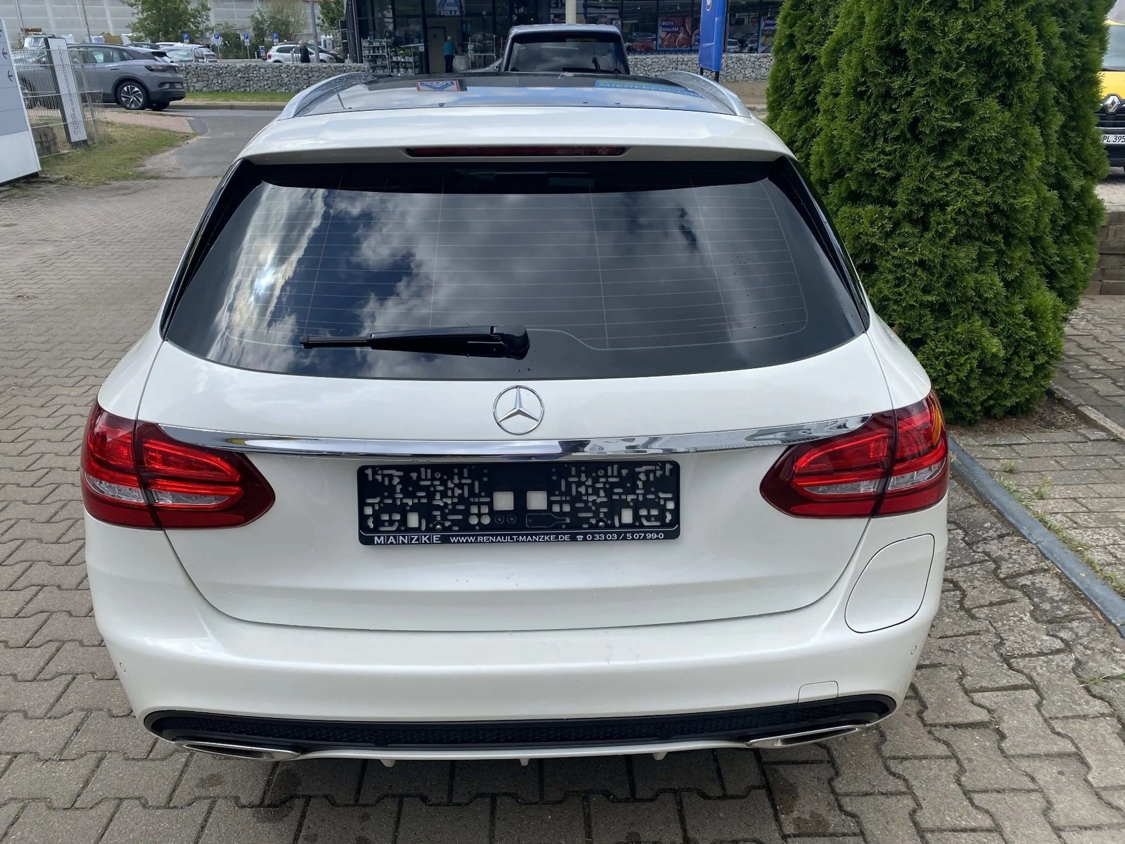 Mercedes-Benz C 350 T-Modell AMG Line — photo 5